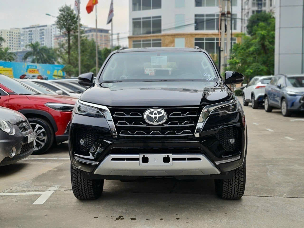 41b6142559e9fdb7a4f842 Toyota Fortuner 2026