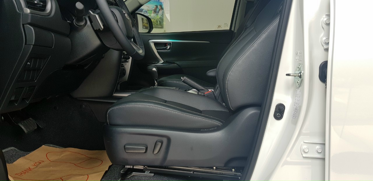 z2114571630794 4ccb35e71aba1a727bccaa508988b9a5 Toyota Fortuner 2026