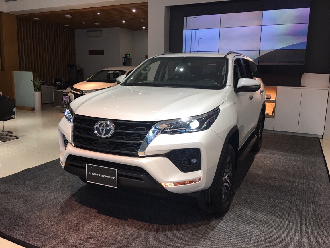 z2114576251819 eaf6568548c7d5eeeaa7cddd664b02db Toyota Fortuner 2026
