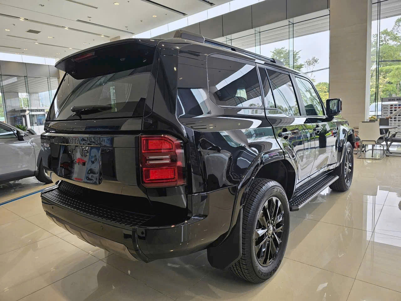 z6145029247934 e6eb5f80172676c83736fa13f0fee117 Land Cruiser Prado 2026